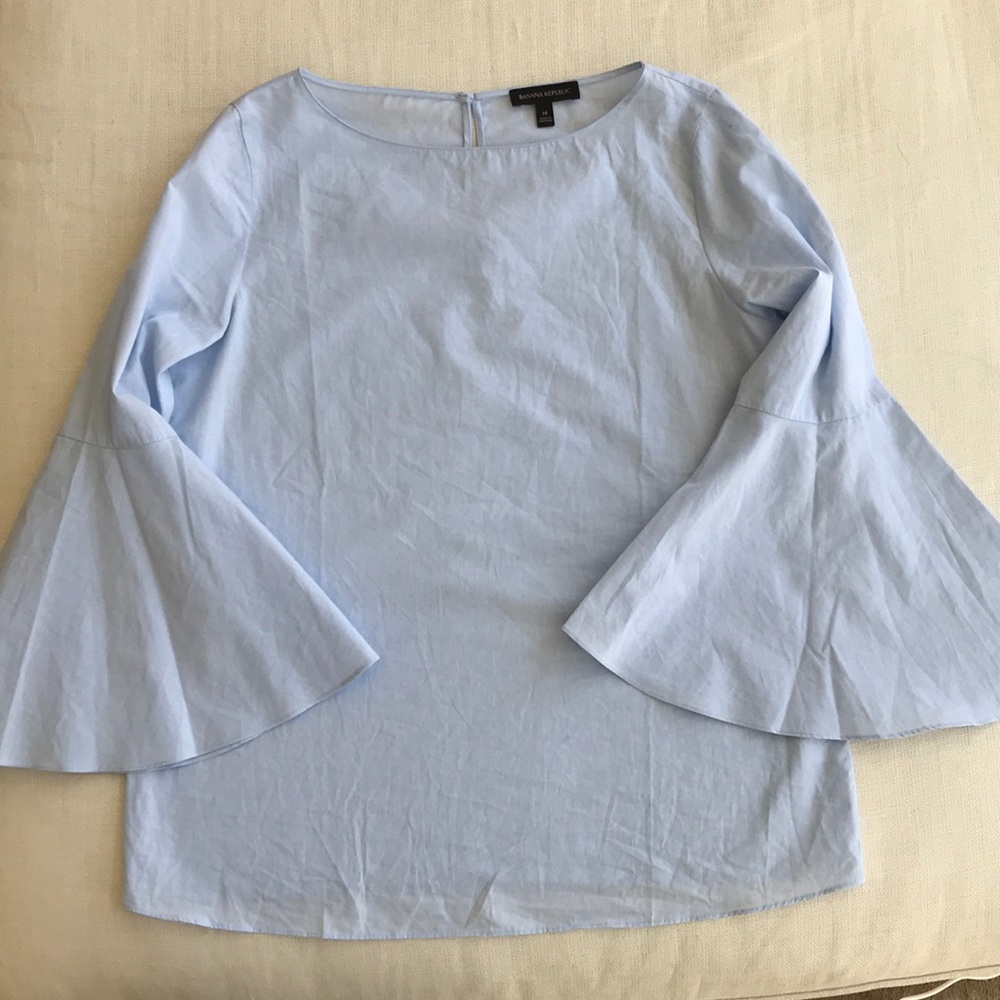 Banana Republic Bell sleeve top